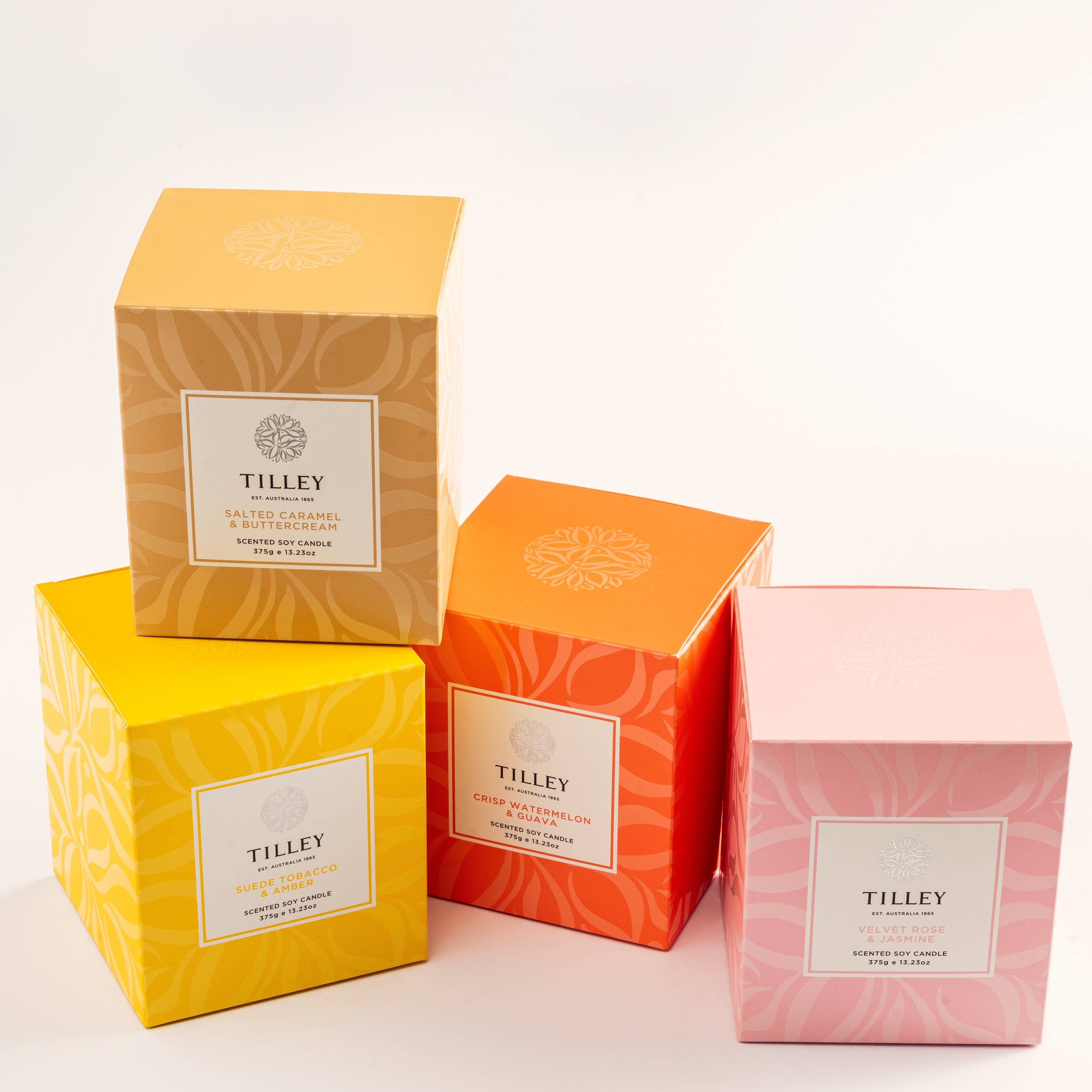 NEW Classic White Salted Caramel & Buttercream 375g Scented Soy Candle