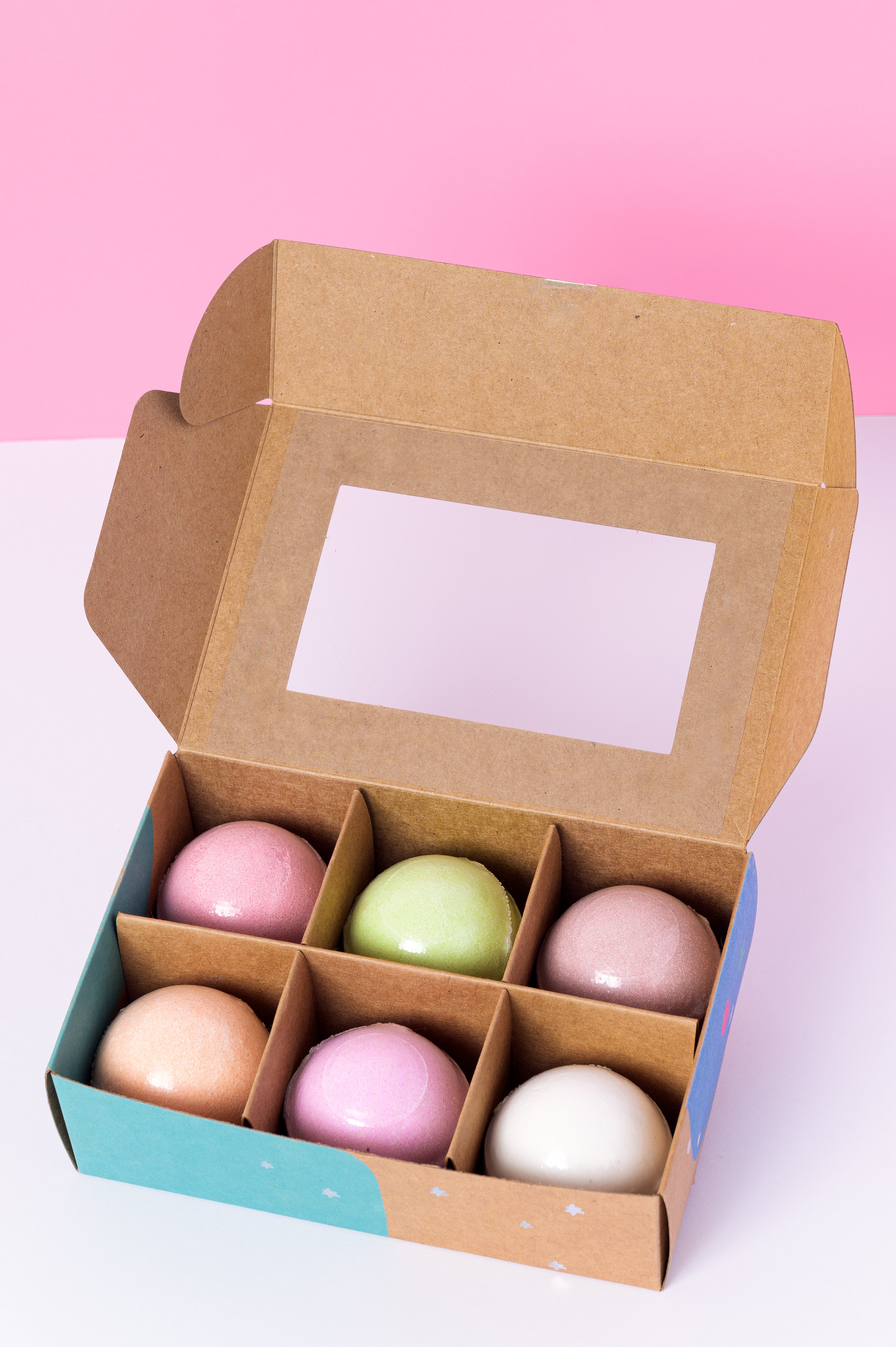 Limited Edition Bath Favourites Scented Bath Fizz Pack 6 x 100g