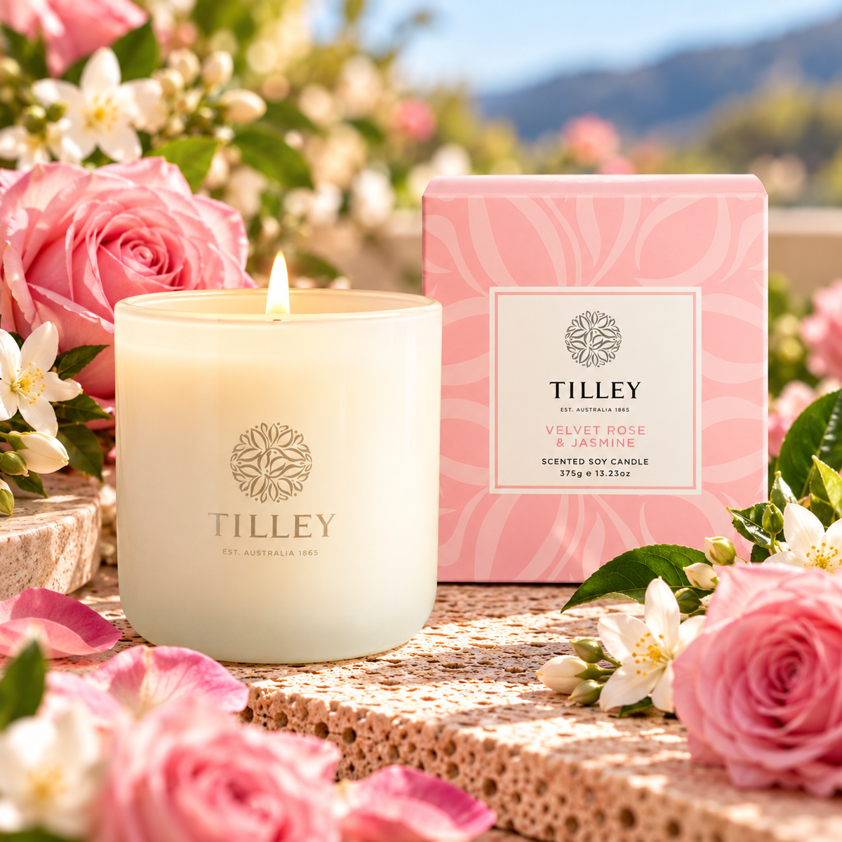 NEW Classic White Velvet Rose & Jasmine 375g Scented Soy Candle